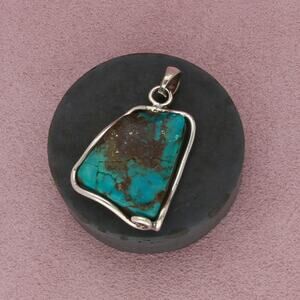 sterling silver vintage wire bezel turquoise pendant